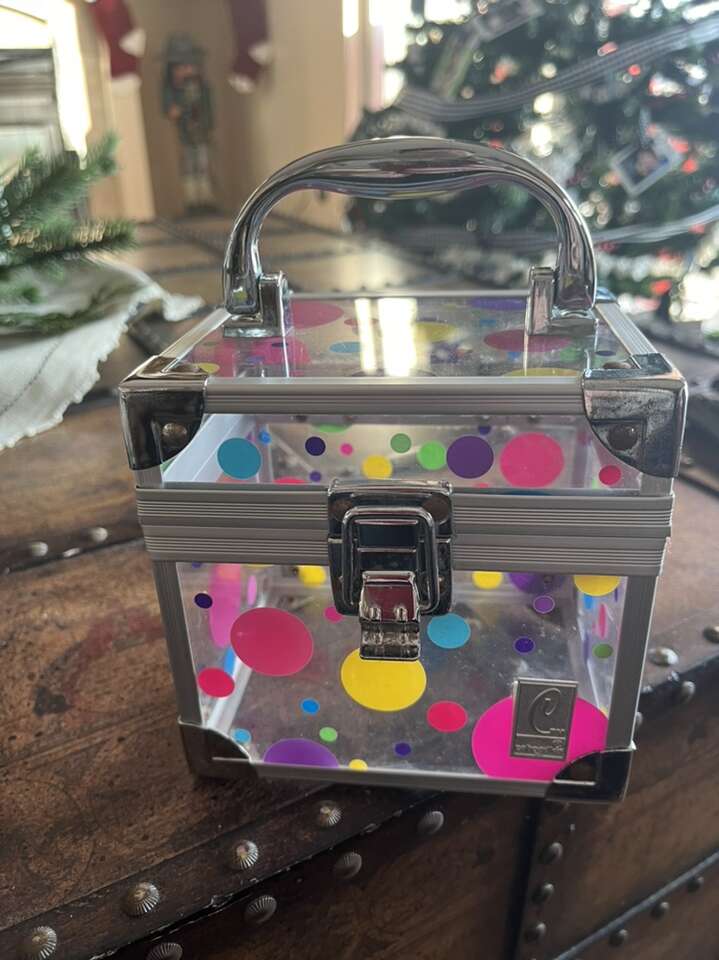 Small caboodles case box 5L x 5T x 4D polka dot