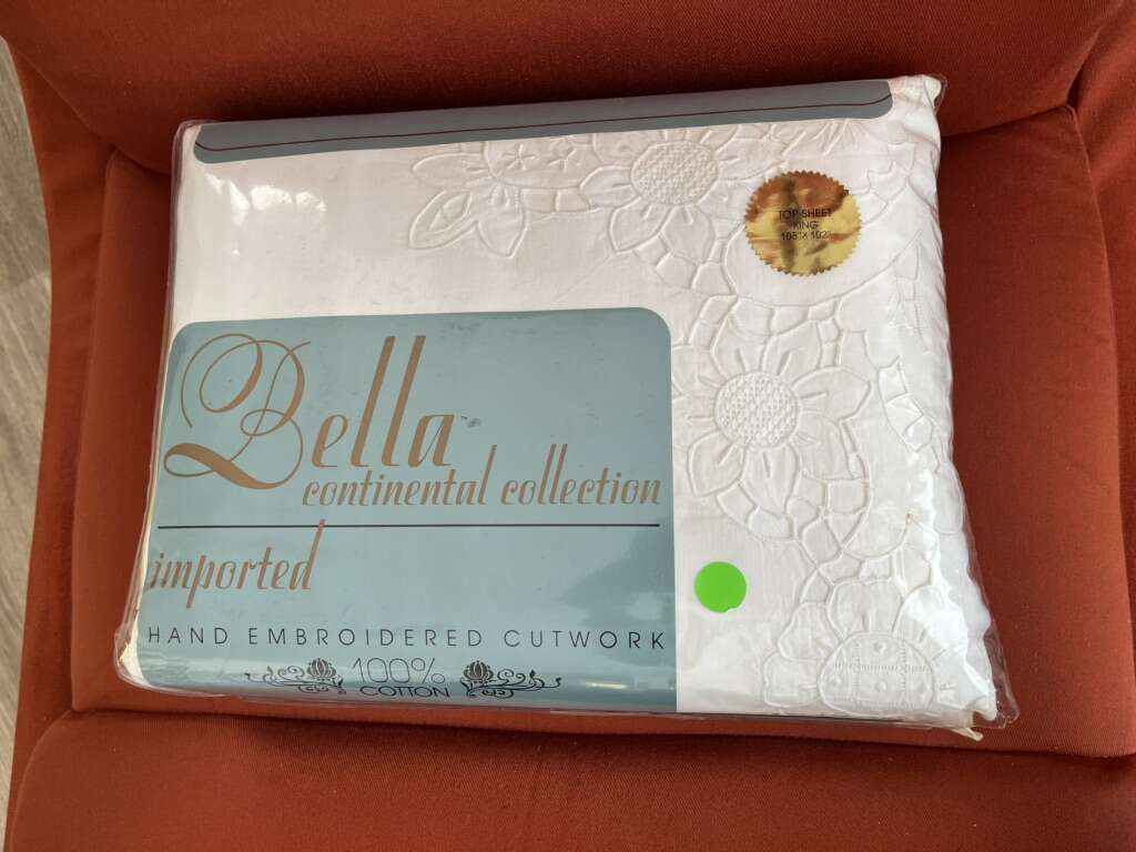 Cut Work Embroidered Top King Sheet