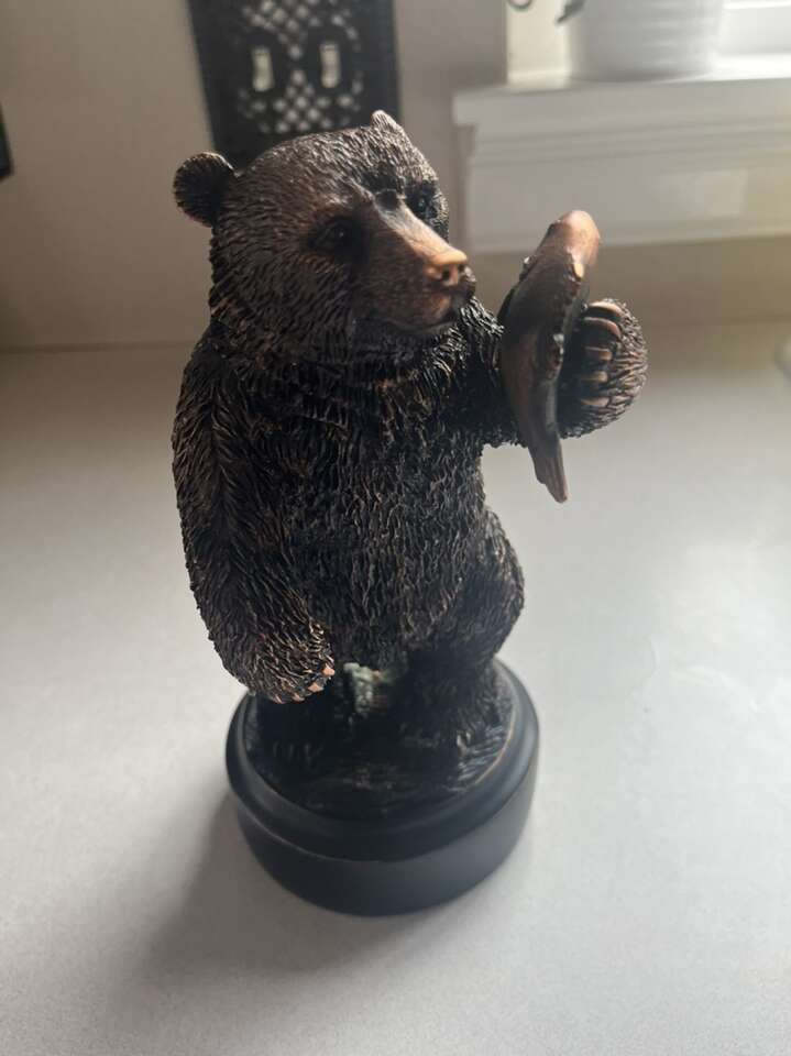 Brown Bear Fish Statue Bronze Looking