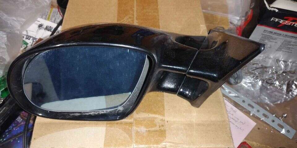Original 1992-1998 BMW E36 Driver Side M3 Used Electric Mirror Assembly With Glass