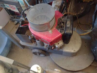 Vanguard 16 hp floor buffer 24in runs good