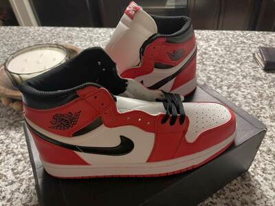 Jordan 1 Retro Chicago