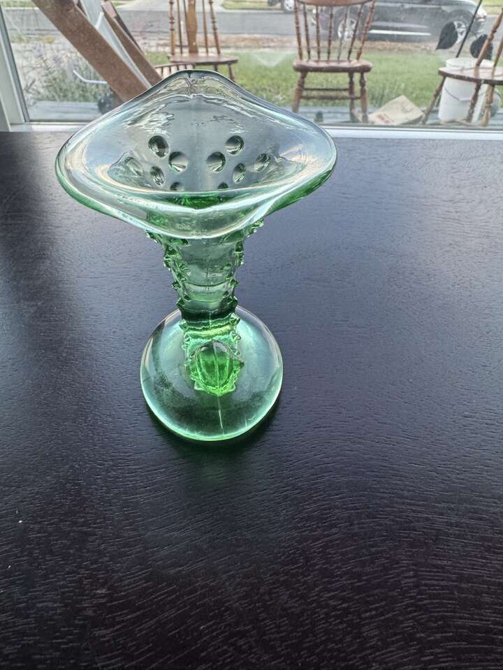 Vintage Fenton Emerald Green Hobnail Glass $12