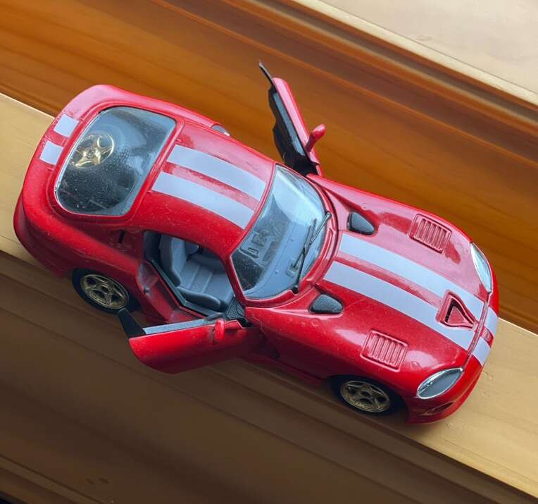 Burago Dodge Viper GTS Coupe 1997.   $14