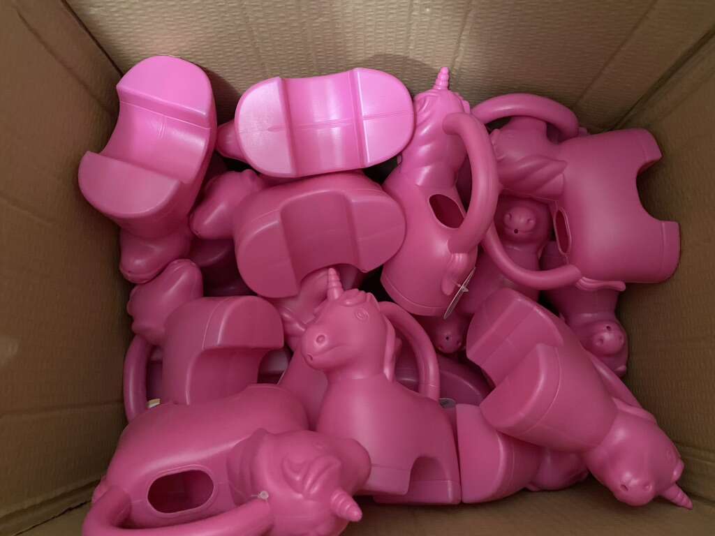 Unicorn Watering Can And Sand Sifter Toys