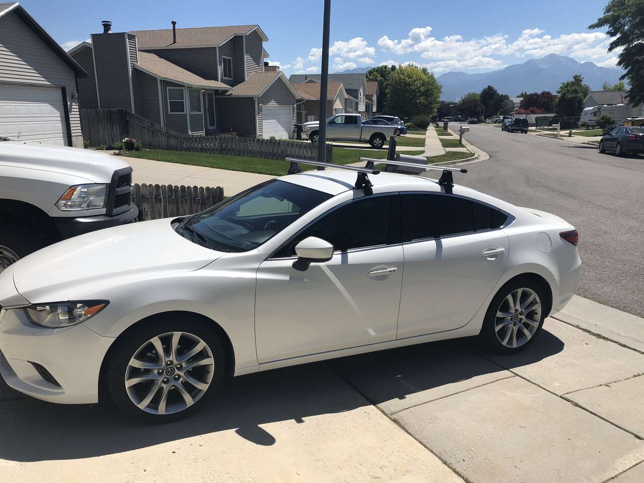 Thule Roof Rack with Aero Bars or standard square