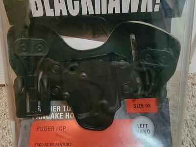 NIB Blackhawk leather Tuckable pancake holster