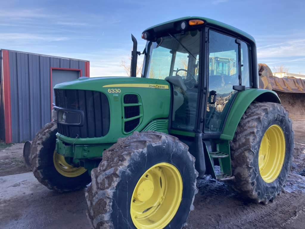 2008 John Deere 6330