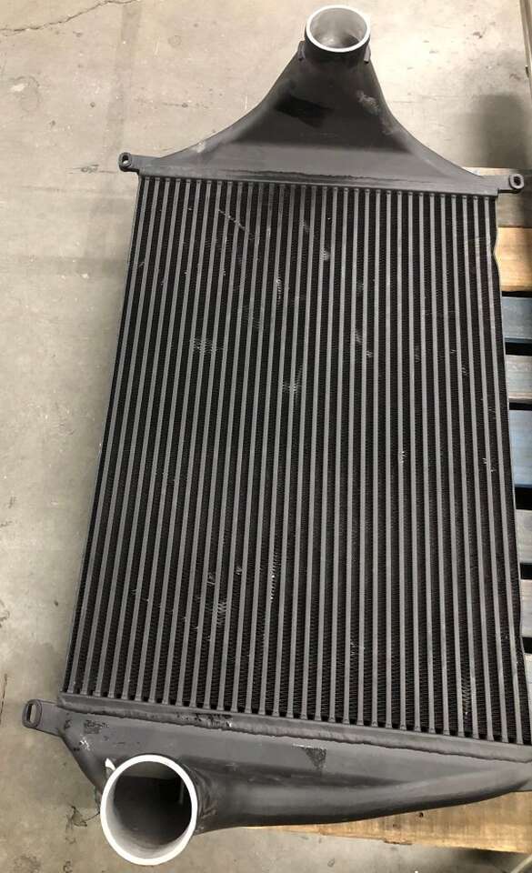 Intercooler-Detroit Diesel Spectra 4401-1709