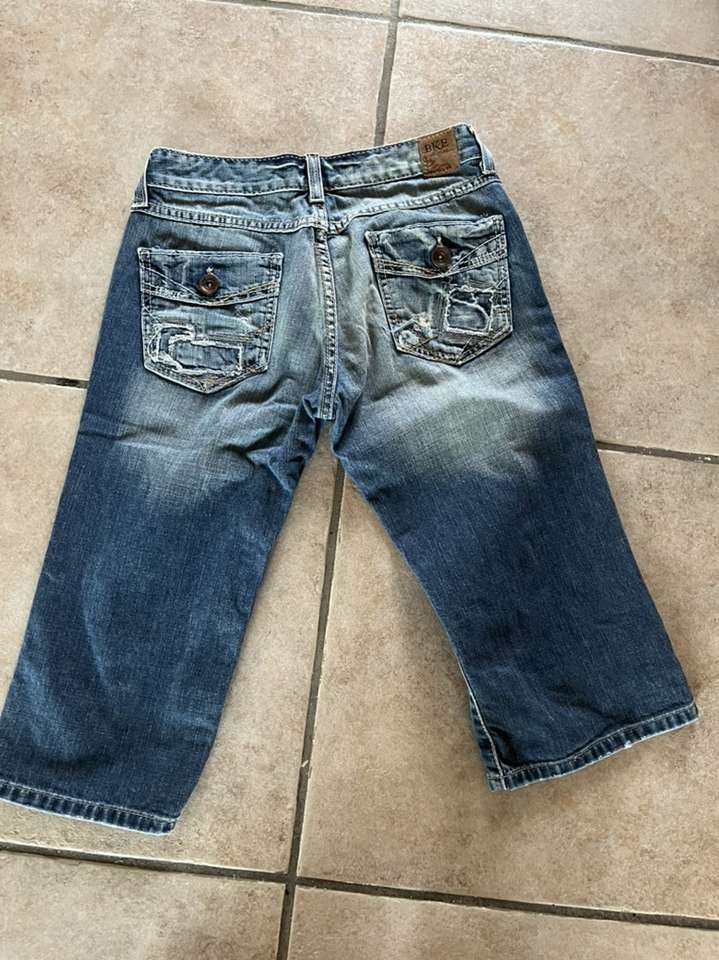 BKE Capris Madison Size 26