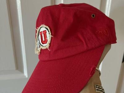 Top Of The World U Of u Red Hat One Size
