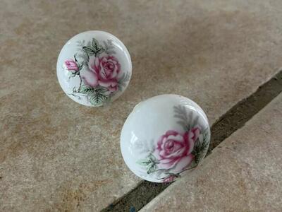 Set Of 2 Pink Rose Drawer Pulls 1 1/2 Inch