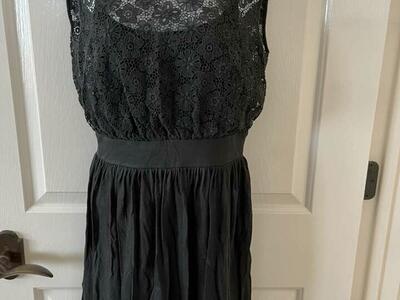 Beautiful Flower Lace Juicy Couture Dress S