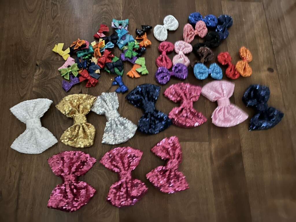 Huge Set Of Sequined Hair Bows