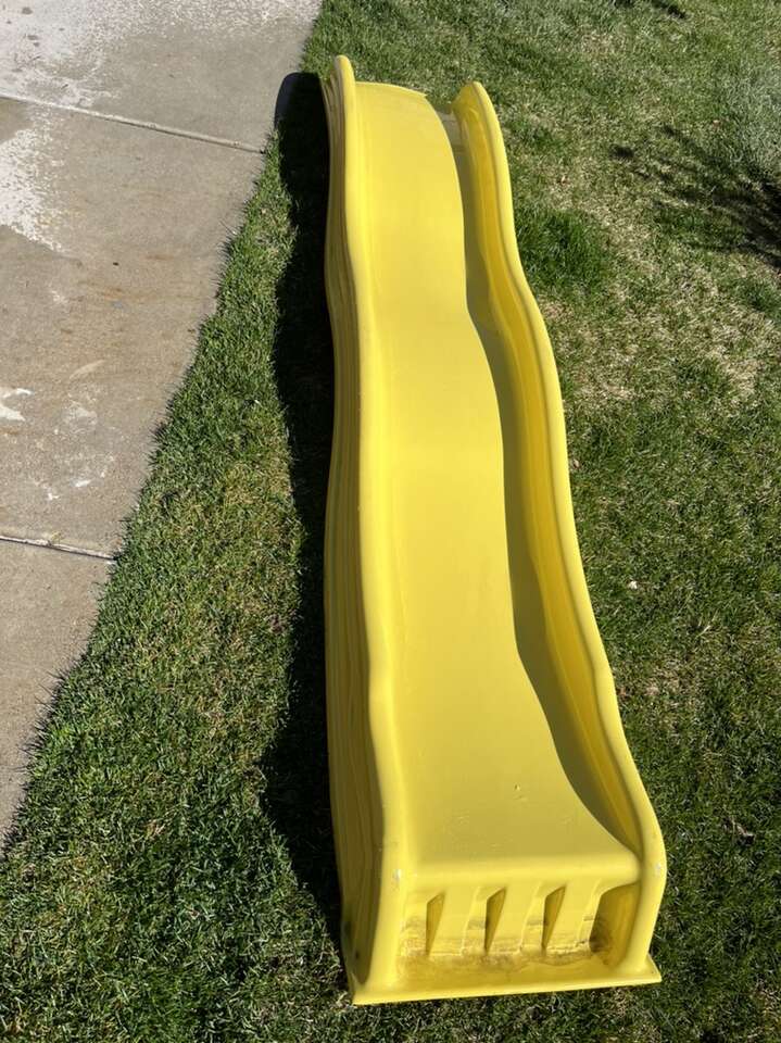 8 Foot Length Yellow Wave Slide