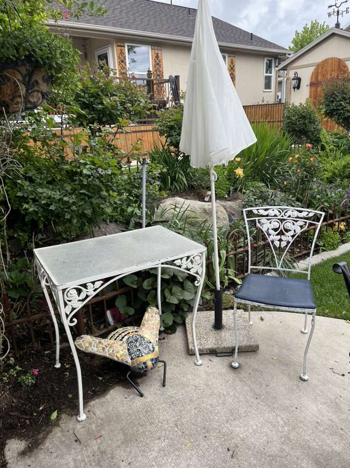 Cute Vintage Garden Set Table And Chair 29 Tall 30