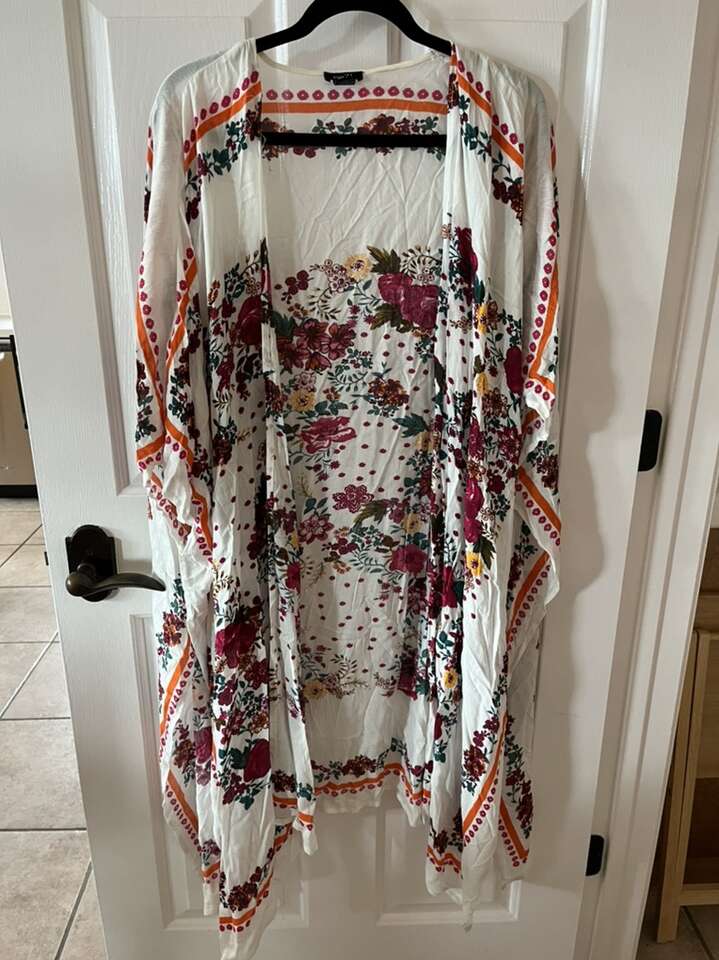 Women’s Rue 21 long sarong or swimsuit cover up OS