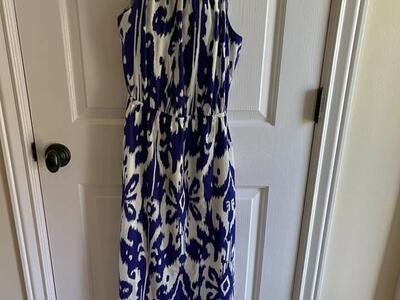Women's Athleta purple/white dress size small