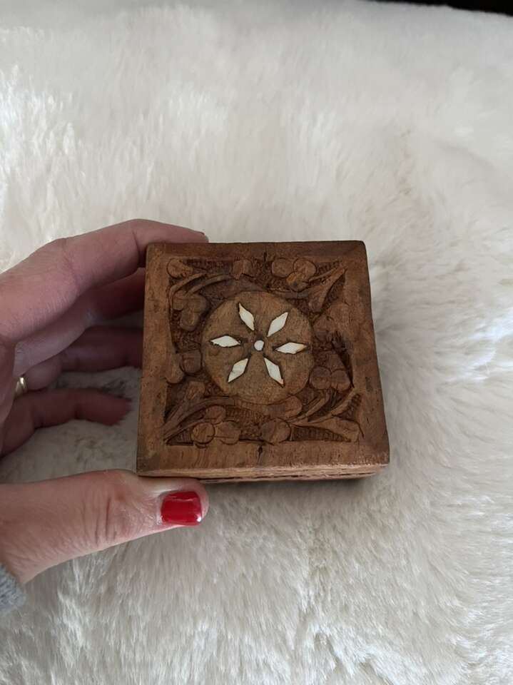 Intricate wooden box 2 1/2 by 2 1/2 by 1 1/2 tall