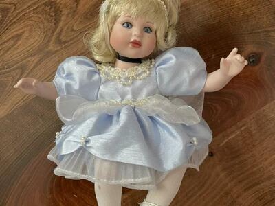 Disney Marie Osmond Limited Edition Cinderella
