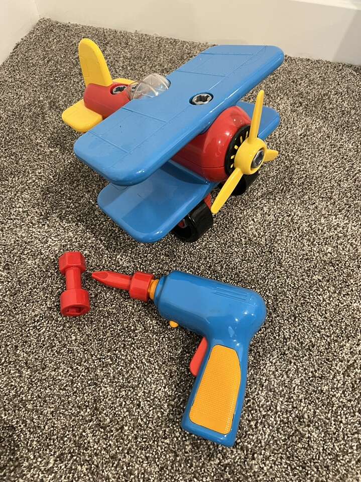 Toddler Build A Plane