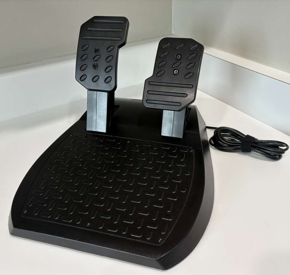 Thrustmaster Ferrari 458 Spider Racing PEDALS ONLY