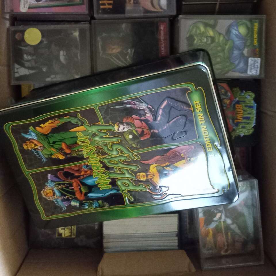 CLOSEOUT NONSPORT TRADING CARDS SINGLES… General