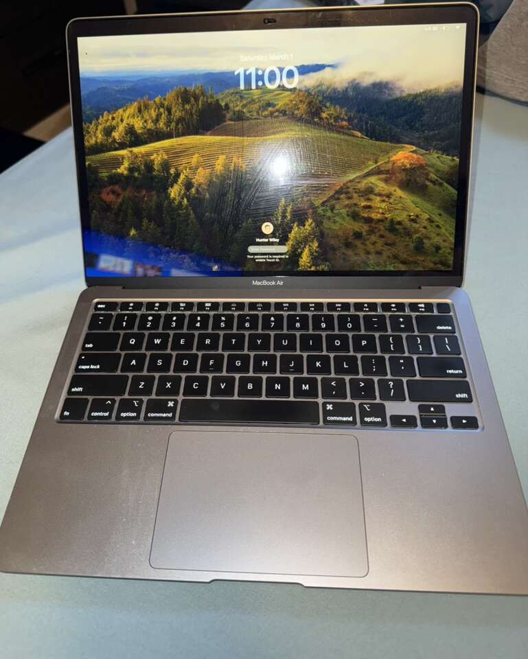 Macbook Air M1 Retina, 13 Inch, 2020 512 GB