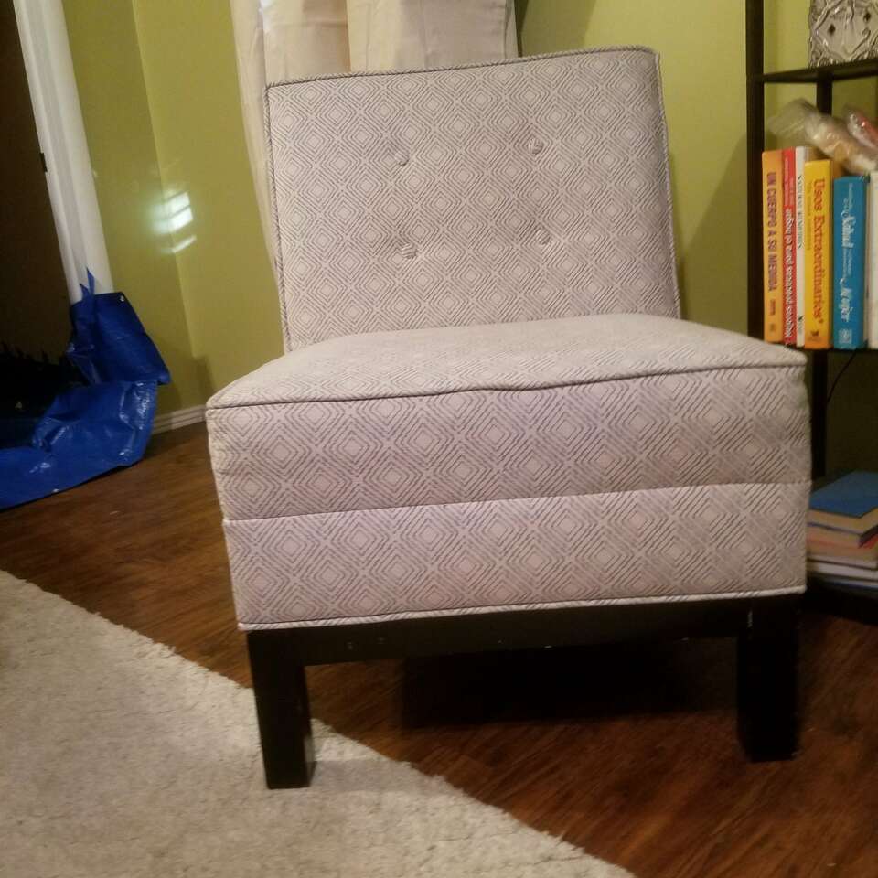 Very comfortable individual chairs Furniture