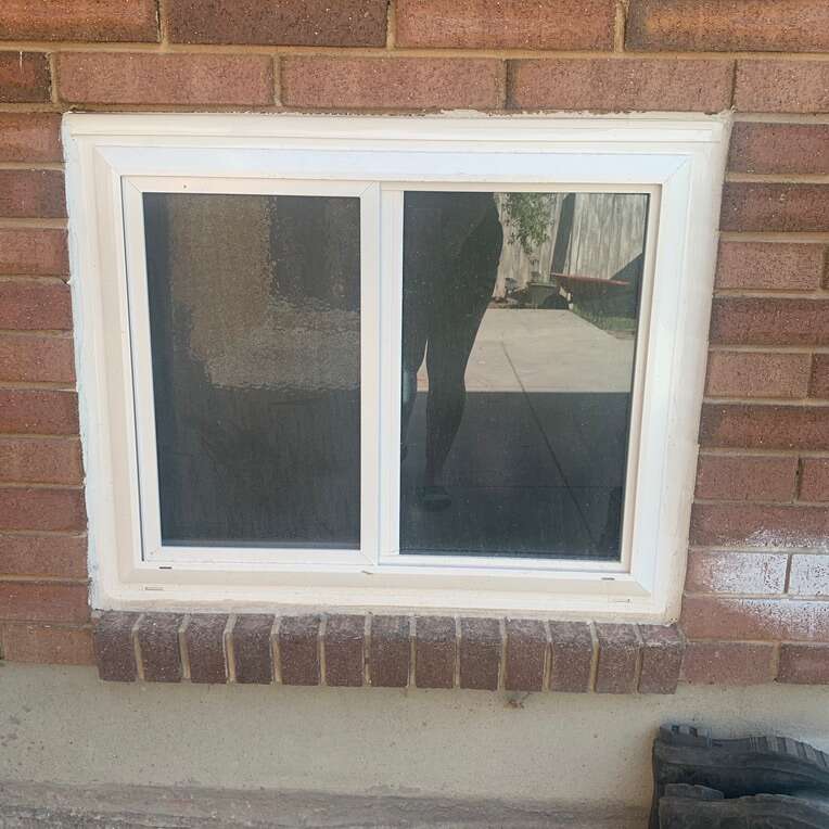 New, Privacy Window