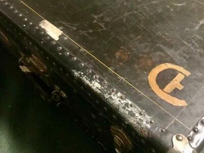 Vintage Traveling Trunk 1930-1940s