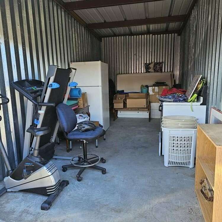 Storage unit contents Appliances
