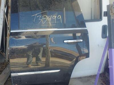 2022 Cadillac Escalade door