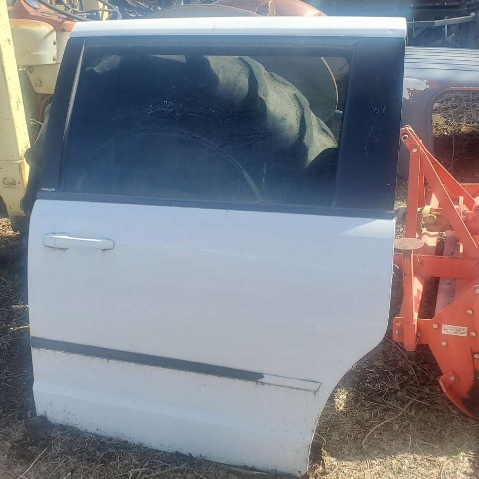 2013 caravan side door