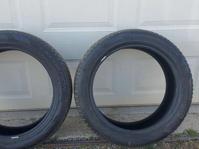 Pirelli 275/45 r21