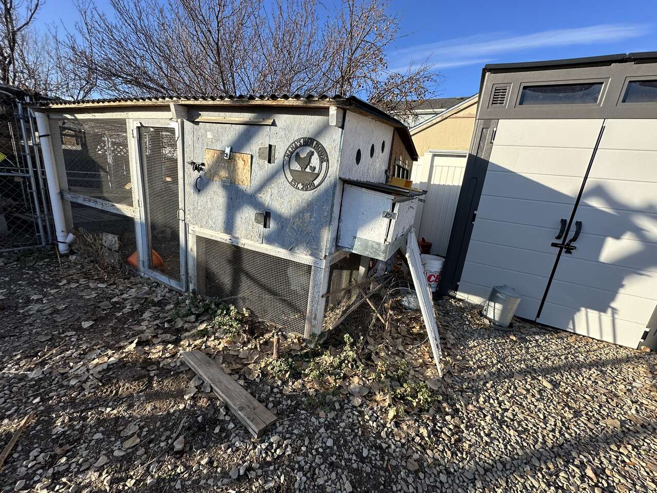 Chicken coop Pets