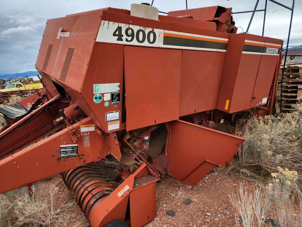 Baler parts. Hay baler parting out