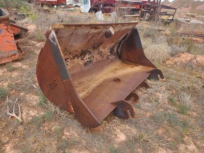 JRB front end loader bucket
