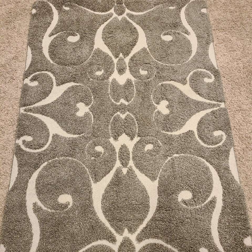 64 x 90 Area Rug
