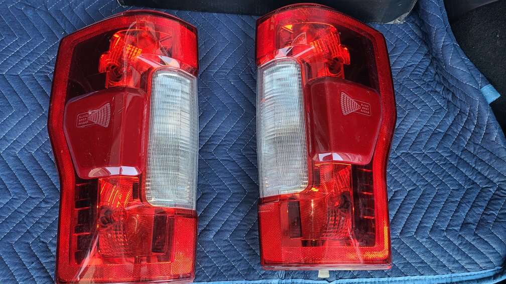 Super duty tail lights