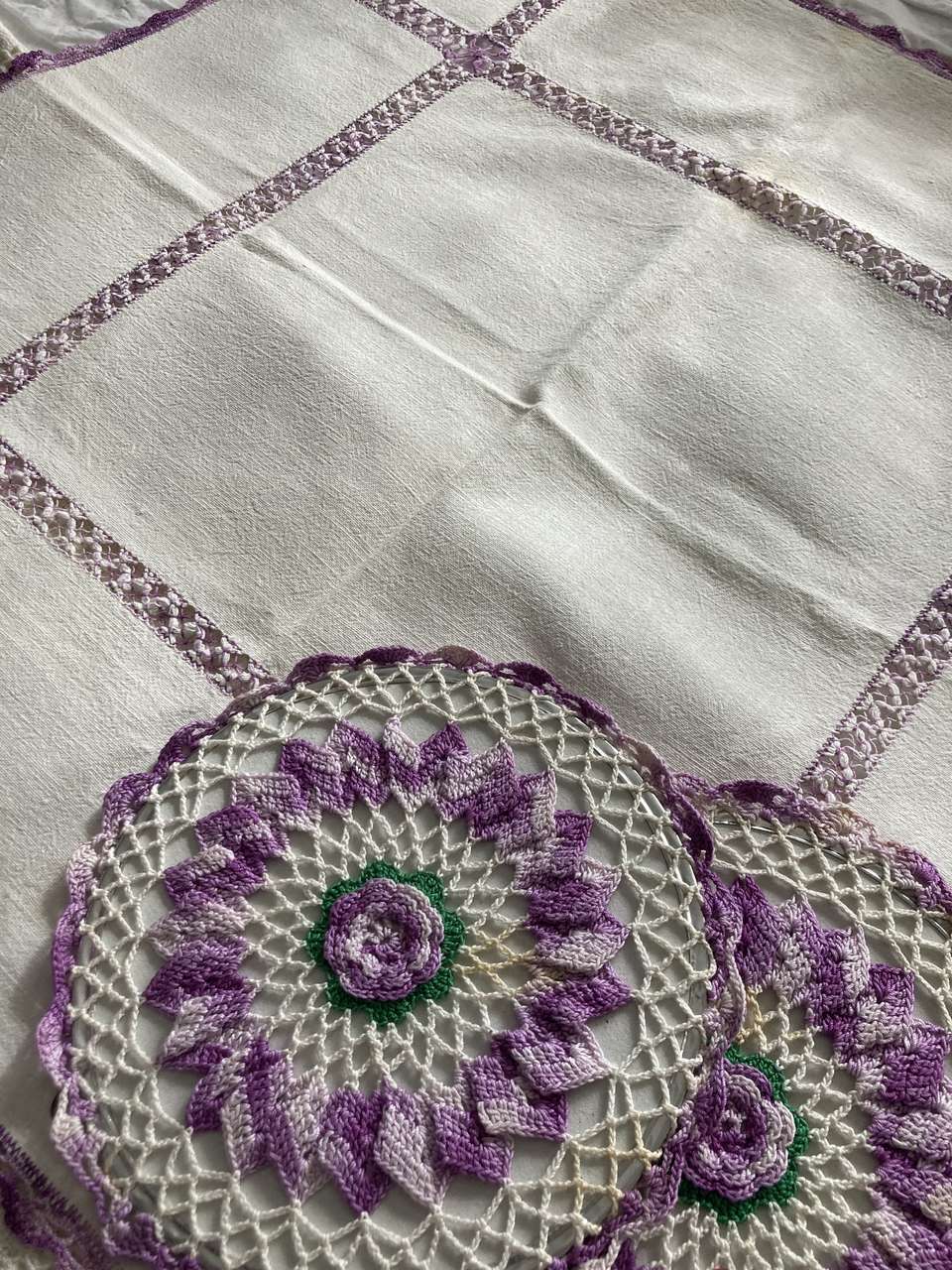 Vintage Hot Pads & Matching Table Cover