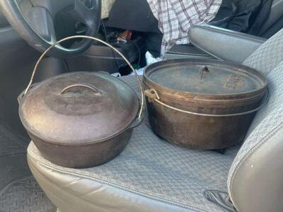 Cast Iron Bean Pot Vintage Very Rare.