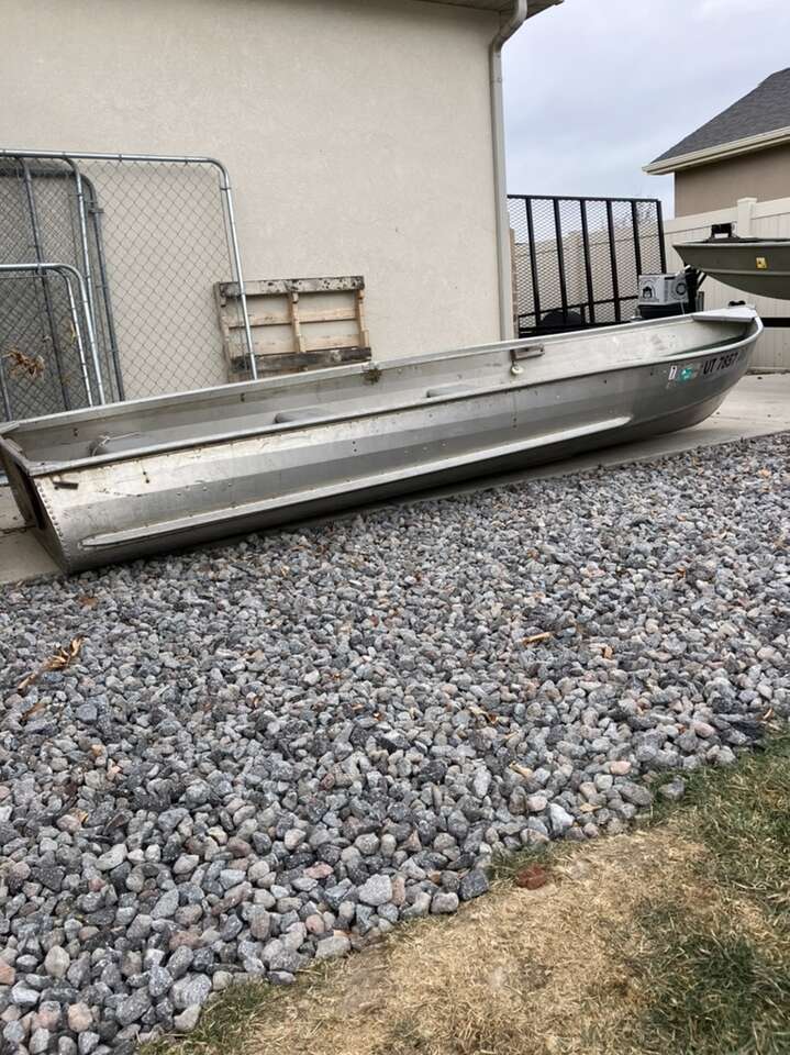 1973 SES Aluminum Boat 14x3… Hunting and Fishing