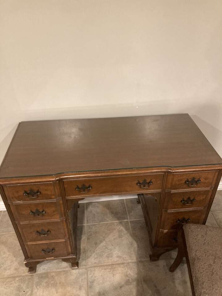 Antique Desk And Chair Furniture