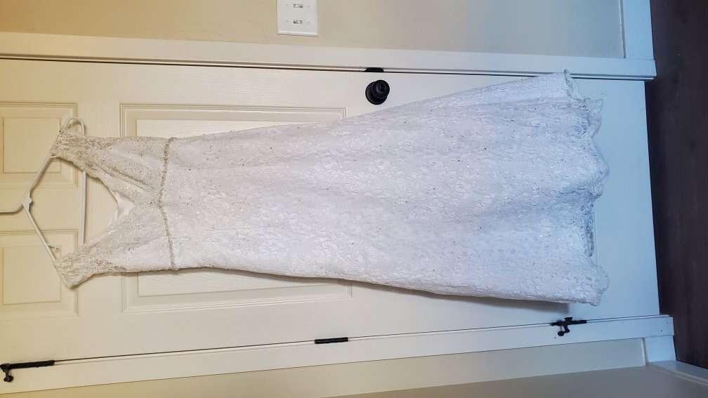 Wedding dress sz 6 David's Bridal lace