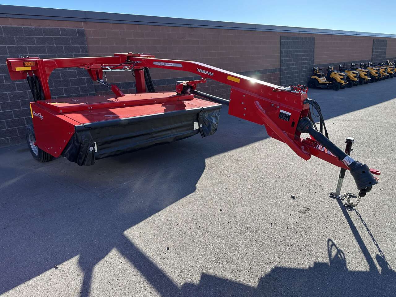 Massey Ferguson 1373 Pull Type Swather / Mower Conditioner