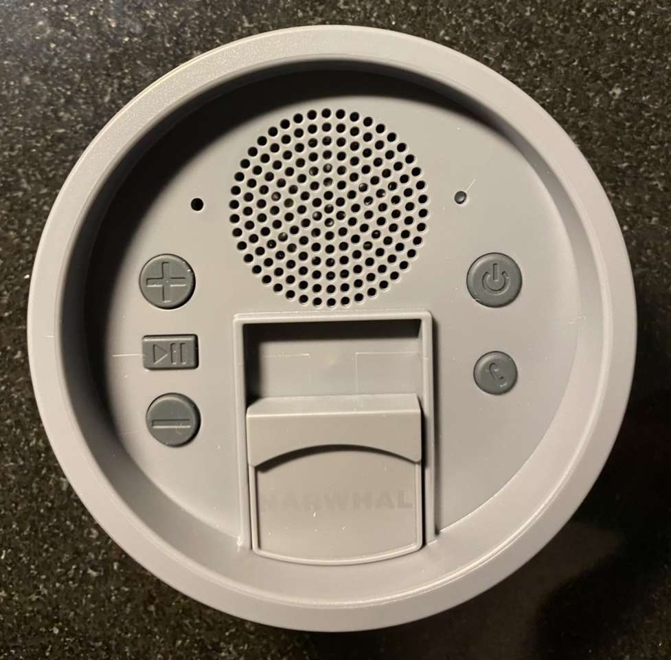 2 Bluetooth Speakers