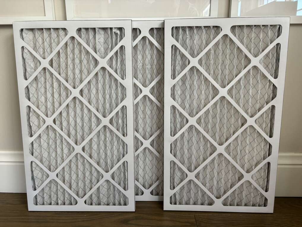 Furnace Filters: 13 x 22 x 1 inches