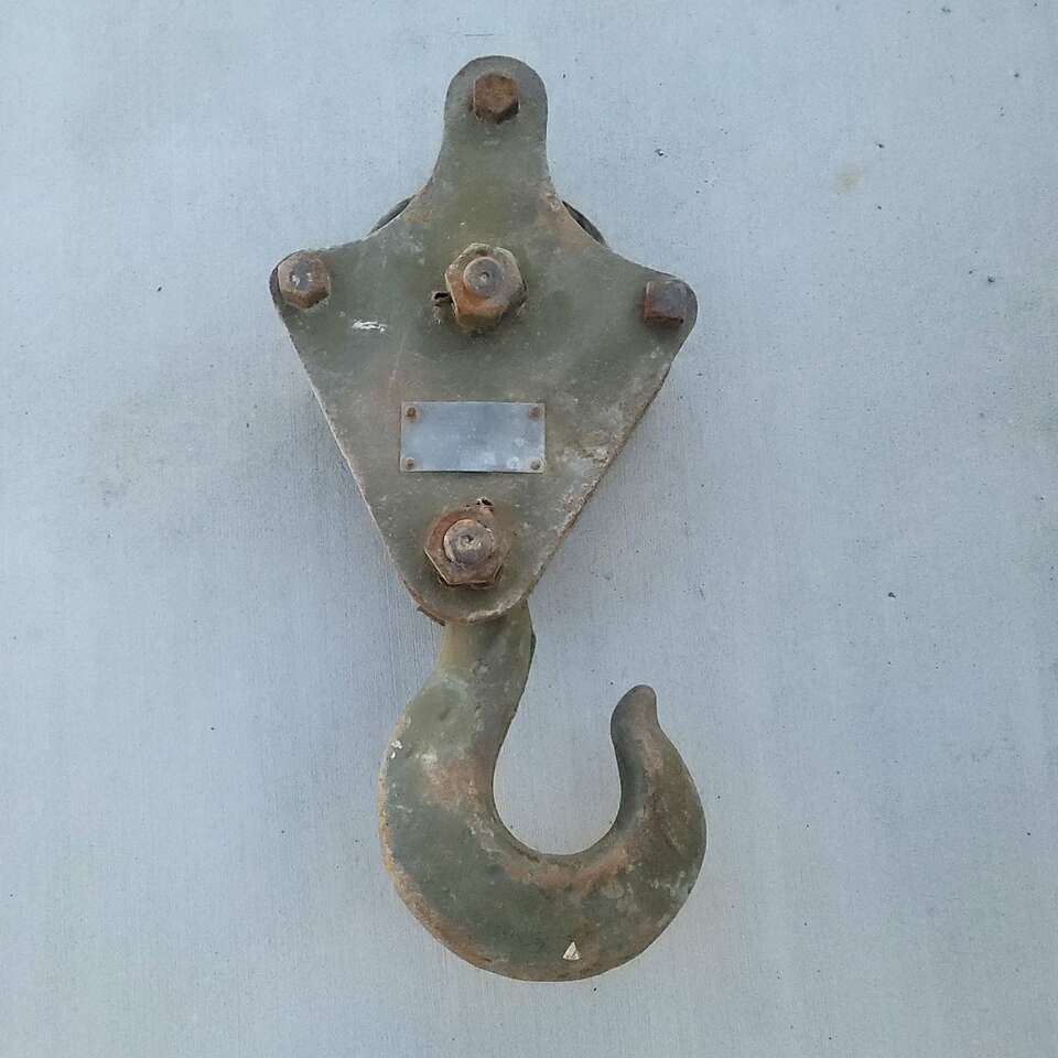 5 Ton Snatch Hook Block w / Wire Rope Hoist