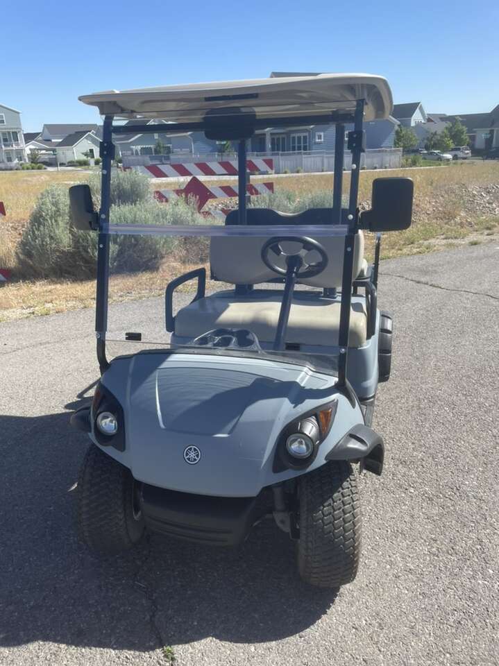 2012 Yamaha LITHIUM G29 Electric Golf Cart 48 Volt